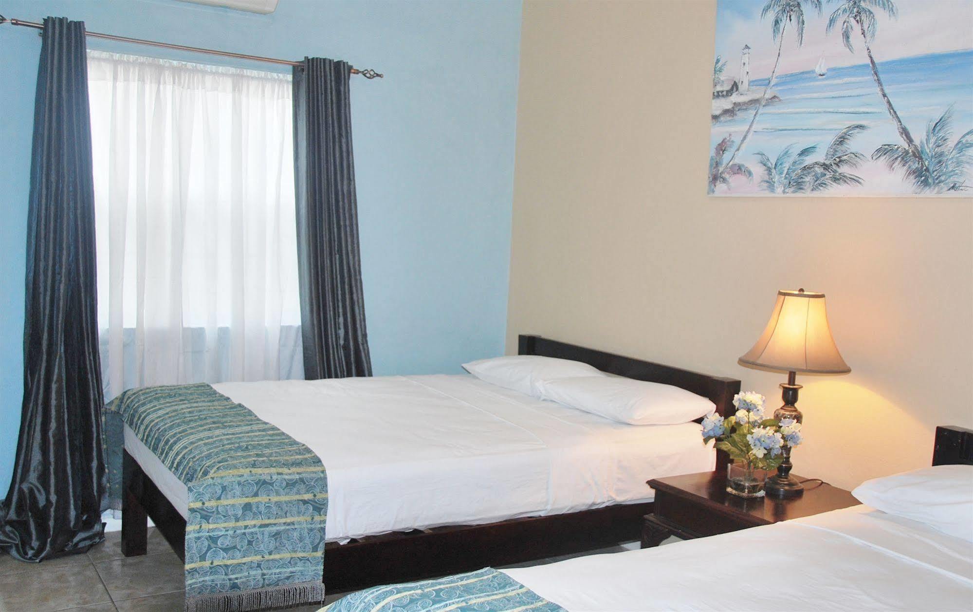 Hotel Tim Bamboo Port Antonio Buitenkant foto